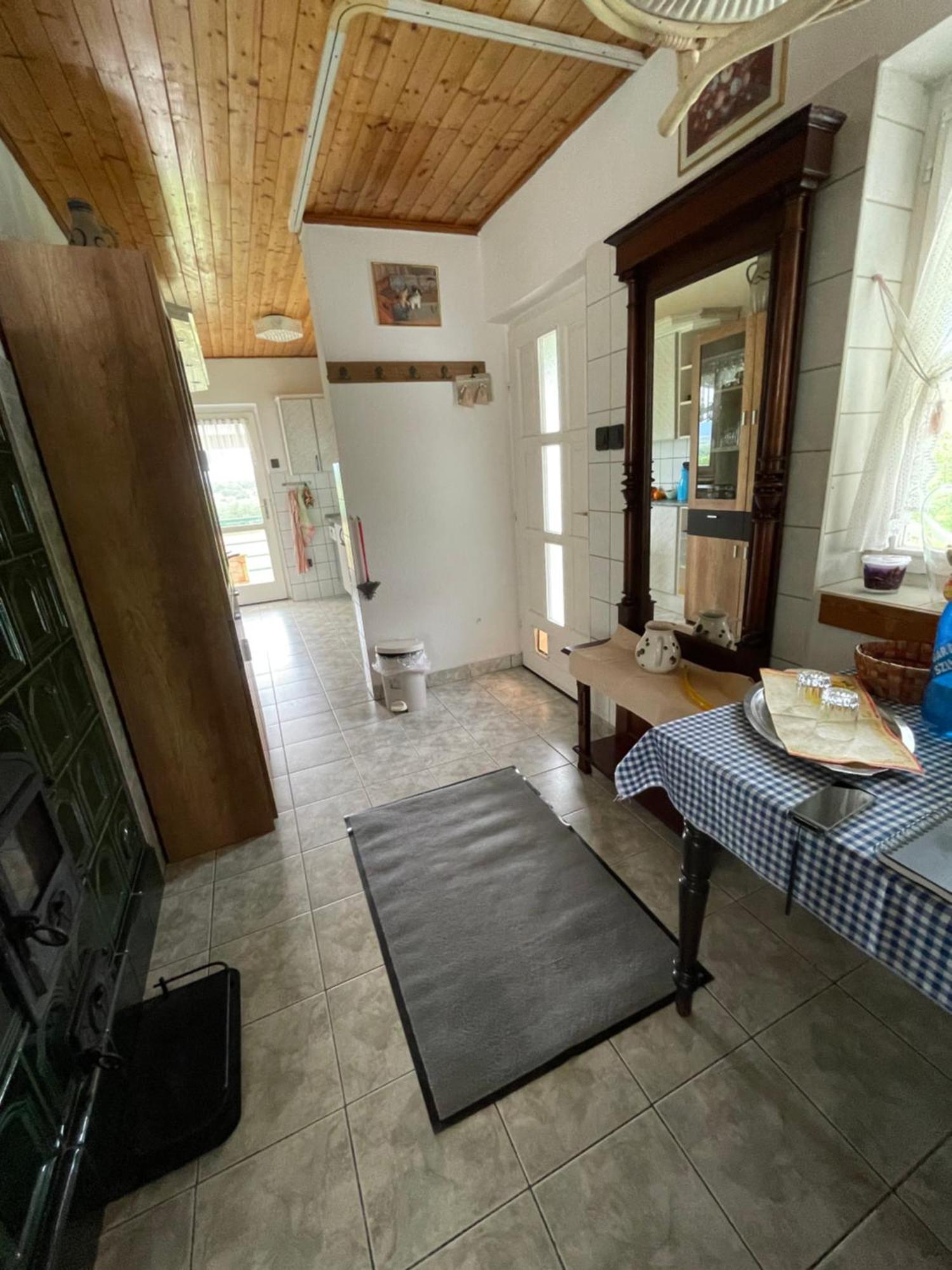 Apartamento Stupa-Rezi-Tatika-Haz Zalaszanto Exterior foto